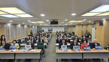 32년째 끊긴 동서3축…무주~대구 고속도로 예타 통과 공동 대응