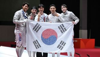 한국 펜싱 전 종목 메달…SKT '24년 지원·AI 전력분석' 빛났다