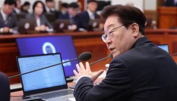 [속보] 李대통령 "주거·일자리·서민금융 3대 핵심사회정책 추진"