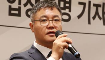 '경쟁사 관계자 폭행' 러닝화 호카 전 국내총판 대표 재판行