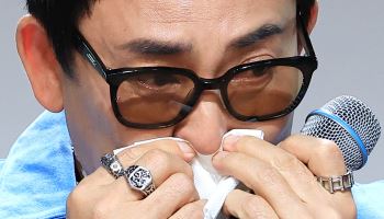 이승철, 40년 돌아보다 결국 눈물… “우즈 헌정곡, 인생의 터닝포인트”