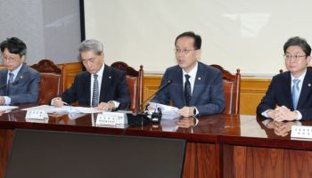 이형일 부총리 "필요시 국채 발행 추가 축소…긴급 바이백도 병행"