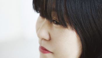 ‘안녕이라 그랬어’ 김애란 소설가, 제41회 만해문학상 수상