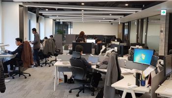 고정좌석·칸막이 없애자…SK 일하는 방식이 달라졌다