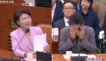 ‘정면 대응’ 박진영, 얼굴 감싸며 실소…무슨 질문이길래