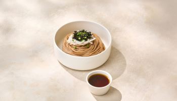파라타항공, 문어 들기름막국수 선봬…비빔밥 할인 행사도