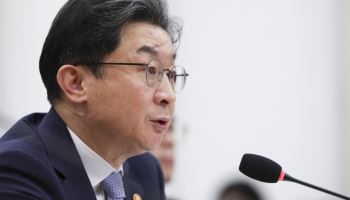 '단종레 졸속 심사' 추궁에…이억원 "ETF 구조 따라 심사기간 달라"