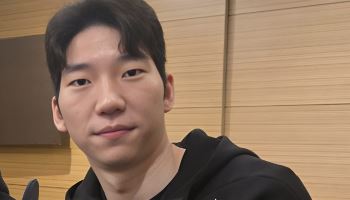 “'고생했다'는 말로 달래지지 않았다"…다시 코트에 선 허수봉