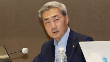 “금리 두 번 올렸는데 또?”…한은 총재, 추가 인상 가능성 시사