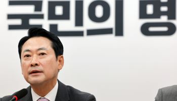 '장동혁 스토킹' 유튜버, 혐의 전면 부인…"정당한 취재 활동"
