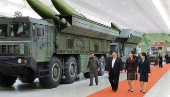 北, 당 창건일 맞아 국방혁명박물관 개관…ICBM 화성-20 등 전시