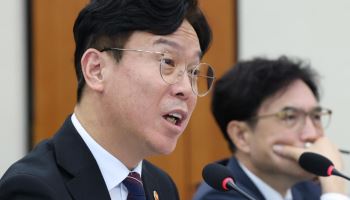 노동장관 "정년연장, 입법 결단만 남으면 정부안 조속히 제시"