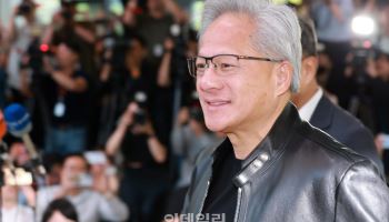 엔비디아·시스코, AI팩토리 병목 뚫는다…대역폭 밀도 4배
