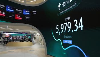 올해 韓 주식 200조 던진 외인…ETF는 10조 사들인 이유는?