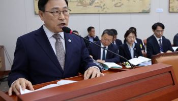 정근식 “덕수초 운동장 화훼시설 철거 추진…행안부와 부지 교환 논의”