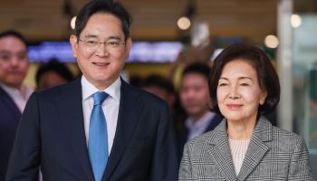 2.6조 규모 삼전 지분 받는 이재용 회장…증여세 어떻게 해결할까