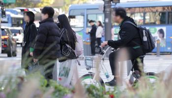 출근길 쌀쌀, 일교차 15도…내륙 곳곳 서리[오늘날씨]