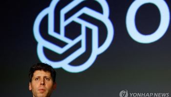 오픈AI "애플 이직 직원, 미공개 기기 자료 100건 넘게 유출" 주장