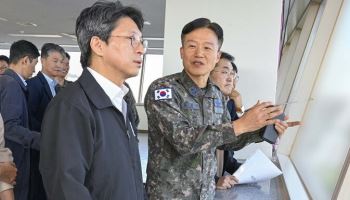 홍지선 국토부 장관, 호남권 반도체 첨단 국가산단 현장점검