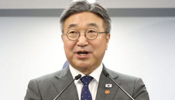윤호중 행안부 장관, “초대 중수청장 임명안 재가… 국민 신뢰받는 기관 되길”
