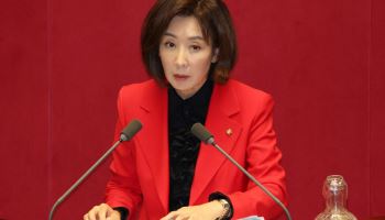 [단독] 아이돌봄·폐기물까지 번진 원청교섭…정부도 본교섭까지 154일 '하세월'