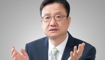 "정부 공들이는 '모두의 AI' 수익모델 없으면 지속 어려워"