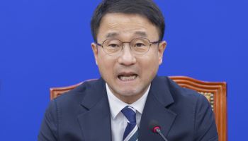 한병도 "한강버스 비위 의혹, 오세훈 관여 여부까지 낱낱이 밝혀야"