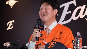 “내년 시즌은 내일부터”…류지현, '2위->9위' 한화 체질 바꾼다