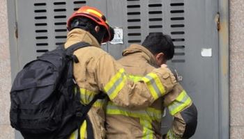 '부천 화재' 소방관 2명 중상, 동료들 오열…추 지사 "회복 지원"