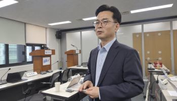신진창 금융위 부위원장 "금융안정 위해 유관기관과 긴밀히 소통할 것"