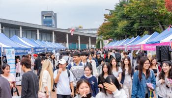 비자 상담부터 지역기업 채용까지…영남대, 유학생 정착 지원 축제