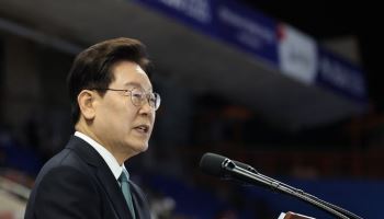 李대통령, 하루 3번꼴로 '폭풍 SNS'…'정책 공방의 장'으로[통실호외]