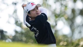 '무관의 상금왕' 꼬리표 뗄까…최혜진, 사흘 연속 선두로 LPGA 첫 승 도전