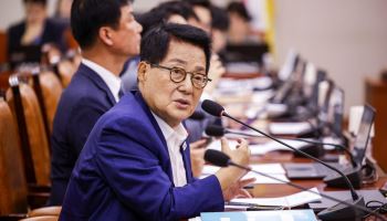 與 박지원 “조희대 탄핵 사유 넘쳐, 가치·역풍 고려해 판단”