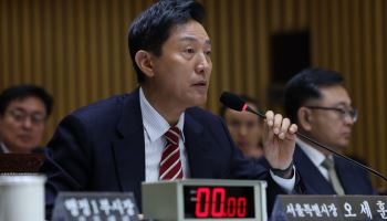 '한강버스 리베이트' 의혹에 吳 "정치 공세…중개 수수료일 뿐"