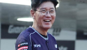 12억→20억→24억→34억…KT, 이강철 감독에 역대 최고 대우