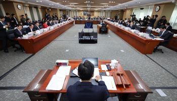 석유·가스公 통합 이슈 국감서 도마…사전 협의 없는 추진에 부실 우려(종합)