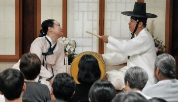 소리꾼의 동반자 '고수'… 밀고 당기며 '이인삼각'