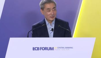 신현송 총재 발표 듣고 관심… 영란은행 부총재 직접 찾아왔다