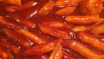 '34㎏' 아버지 굶겨 숨지게 한 딸…혼자 떡볶이 먹었다