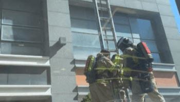 점심시간 터진 "불이야" 비명…역삼 빌딩 방화, 시민들 '혼비백산'(영상)