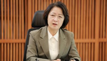 "이대론 하루 이자 5억 '빚 쓰나미' 닥칠 것"…낡은 지방세제 바꿔야