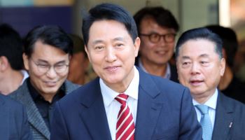 '2심 무죄' 오세훈 "열심히 일해 보답"…서울시 "중점정책 힘있게 추진"...