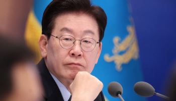 반도체업계 “연내 주52시간 특례”…李 “기존 제도로 보완 못하나”
