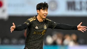 손흥민 골 취소됐지만…LAFC, ‘LA 더비’ 무승부로 PO 진출