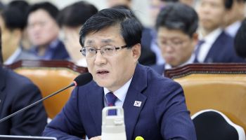 김성환 장관, 백색목록 지정 과정 재검토 시사…“절차상 하자 따질 것”