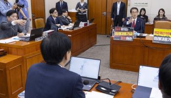 파행 등 13건, 감사 피한 기관장 245명... ‘쇼츠’ 촬영장 전락한 국감
