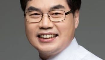 [목멱칼럼]AI 시대, 비판적사고·문제해결력 함양해야