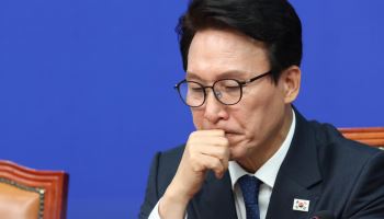 ‘지지율 10% 상승’ 장담했던 김민석 대표의 결정장애 [이슈 현미경]