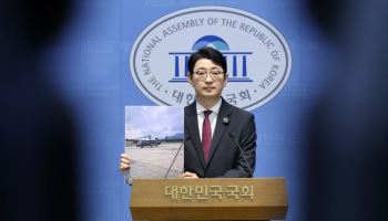 "해군기지서 치고, 헬기타고 이동" 주진우, 李 황제골프 의혹 추가 제기